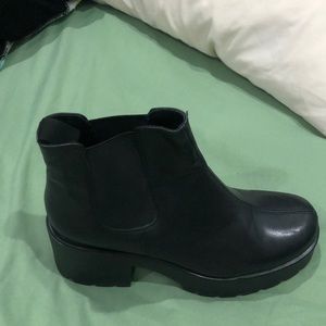 Vagabond boot
